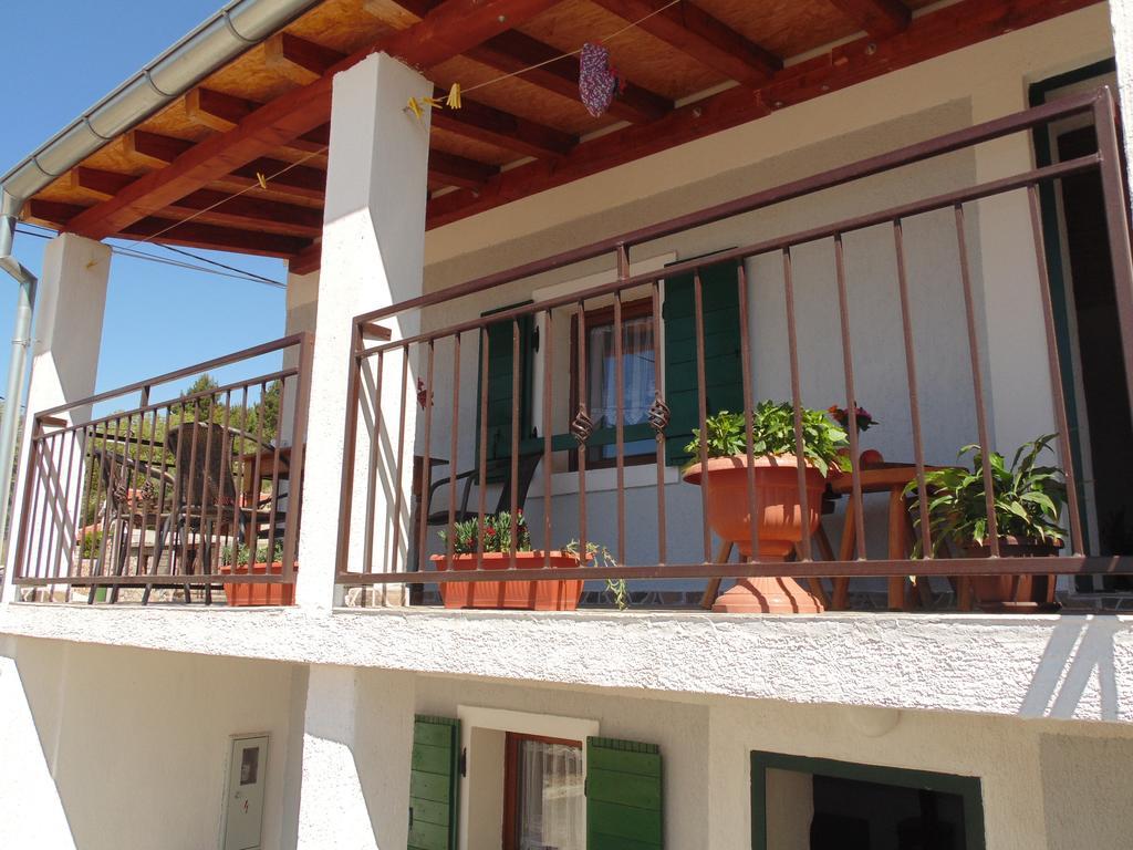 Holiday Home Paklenica ستاريغغاد باكلينتسا المظهر الخارجي الصورة
