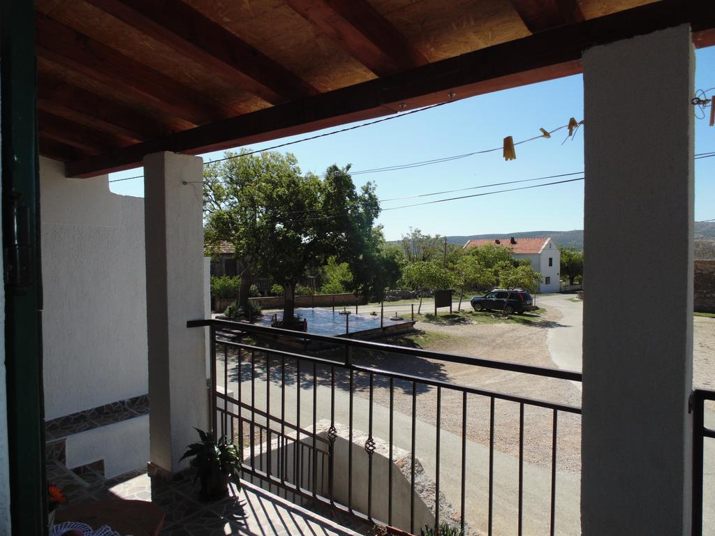 Holiday Home Paklenica ستاريغغاد باكلينتسا المظهر الخارجي الصورة
