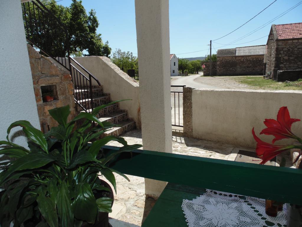 Holiday Home Paklenica ستاريغغاد باكلينتسا المظهر الخارجي الصورة