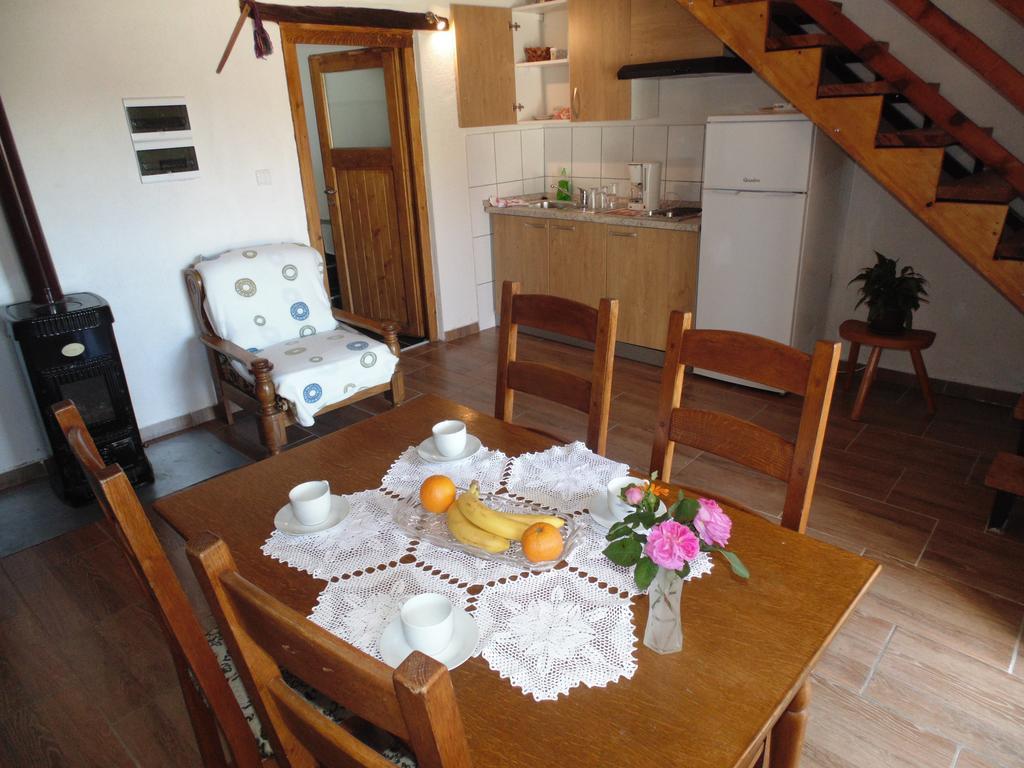 Holiday Home Paklenica ستاريغغاد باكلينتسا المظهر الخارجي الصورة