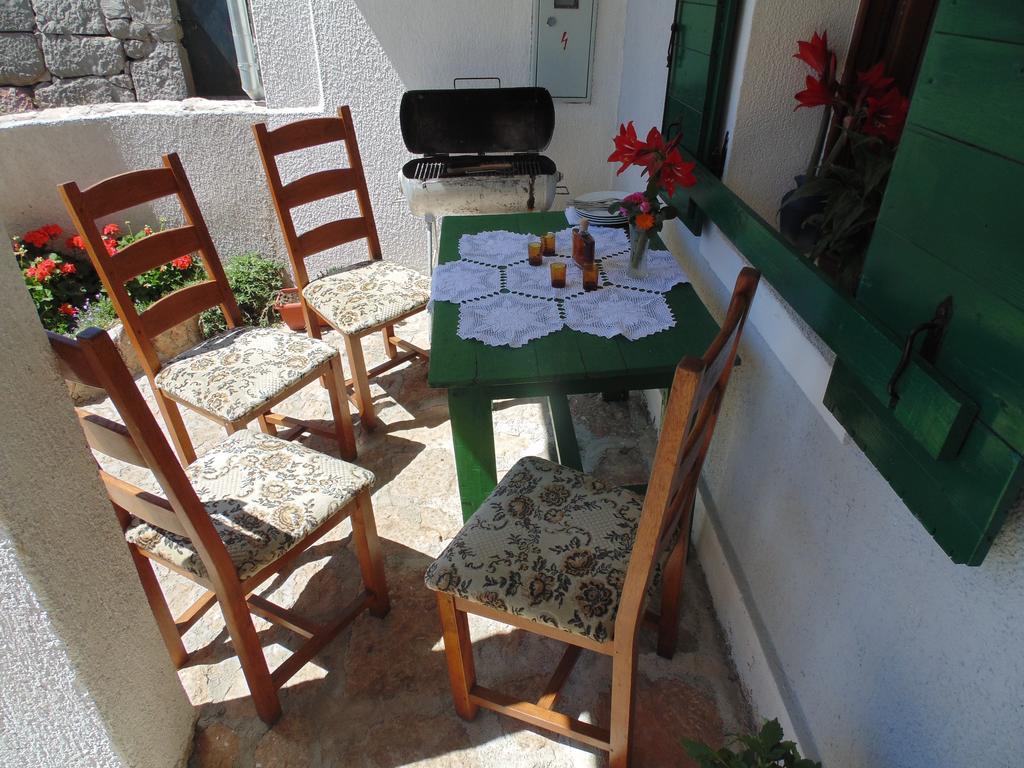 Holiday Home Paklenica ستاريغغاد باكلينتسا المظهر الخارجي الصورة