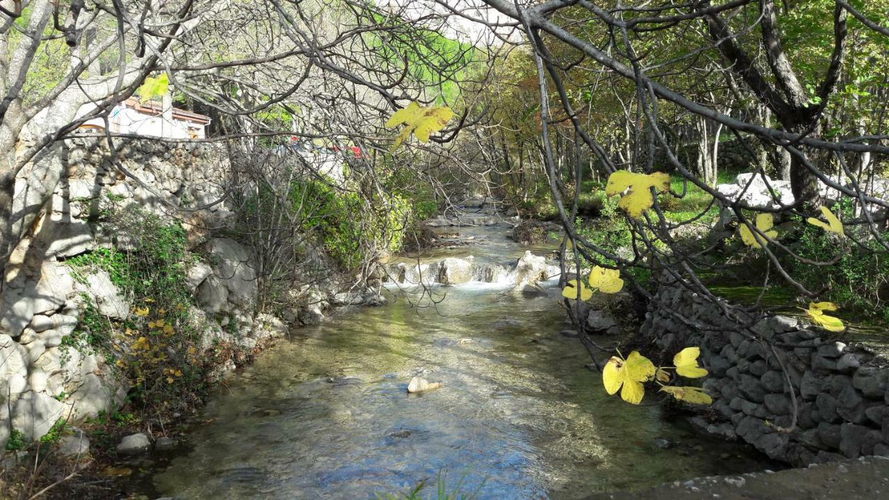 Holiday Home Paklenica ستاريغغاد باكلينتسا المظهر الخارجي الصورة