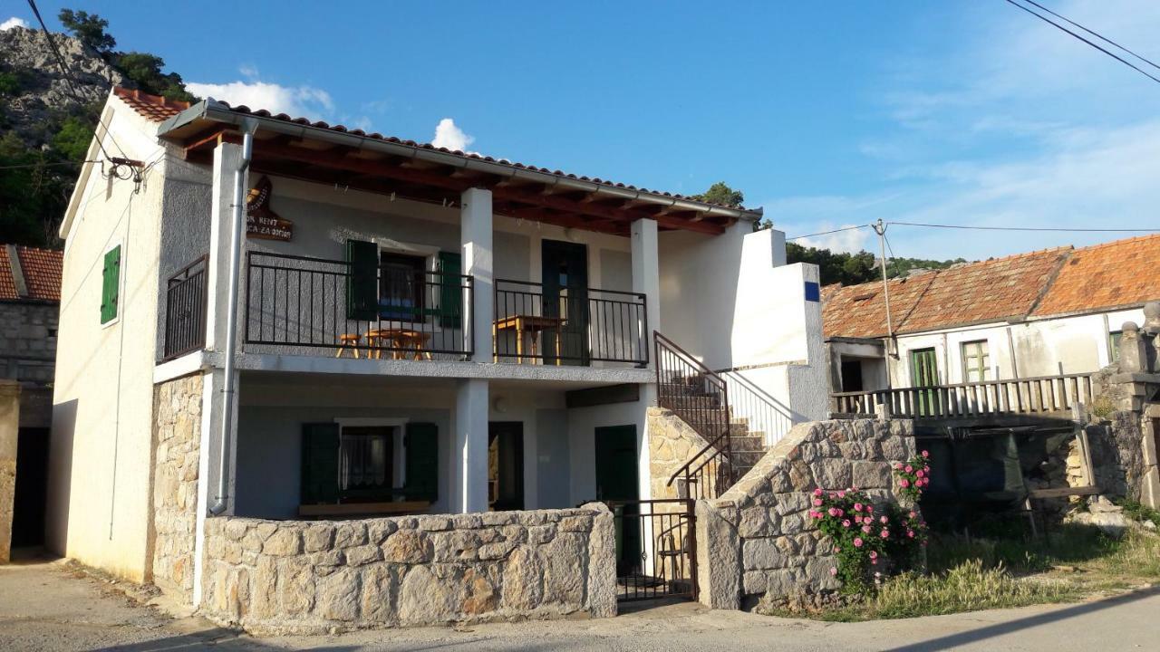 Holiday Home Paklenica ستاريغغاد باكلينتسا المظهر الخارجي الصورة